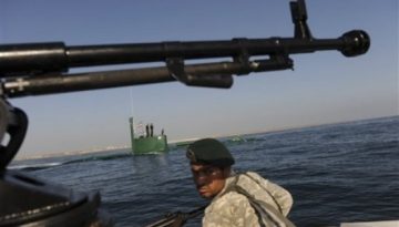 Naval de Irán para sostenerse orientada militar en el estrecho de Hormuz