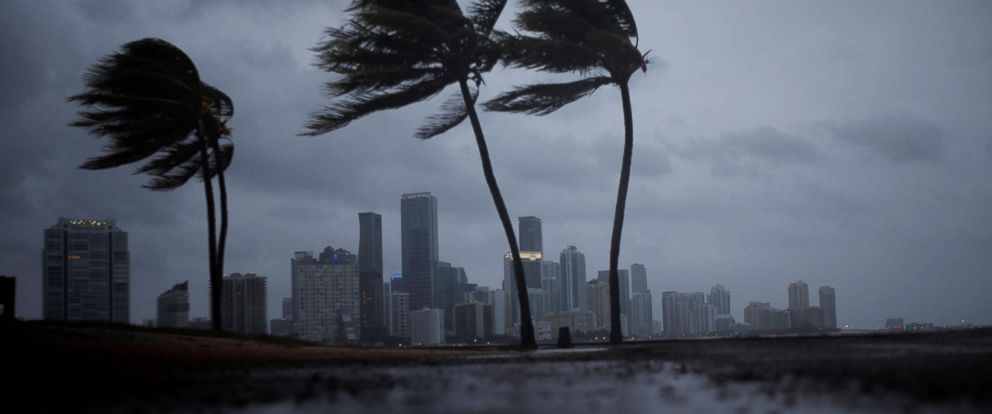 El Huracán Irma Se Debilita – Oficiales Insisten a Los Evacuados No Regresar a Casa hurricane irma main 01 as