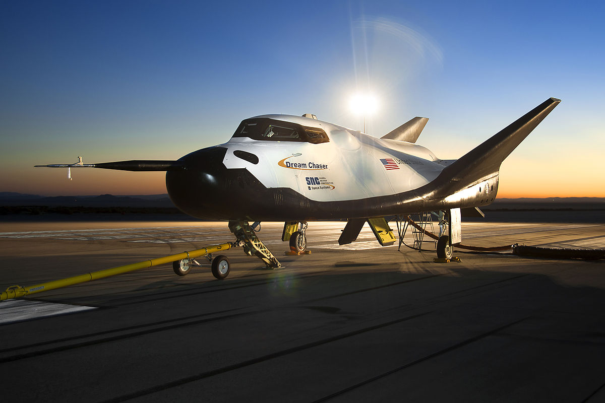 Plano Espacial Dream Chaser Pasó Exitosamente la Prueba de Vuelo 1200px Dream Chaser pre drop tests.6