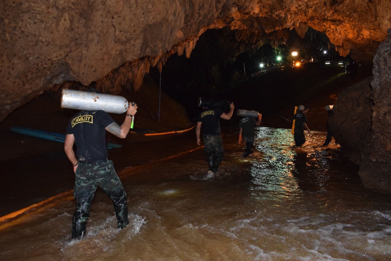 rescate-cueva-tailandesa-afuera-todos-canalnoticias