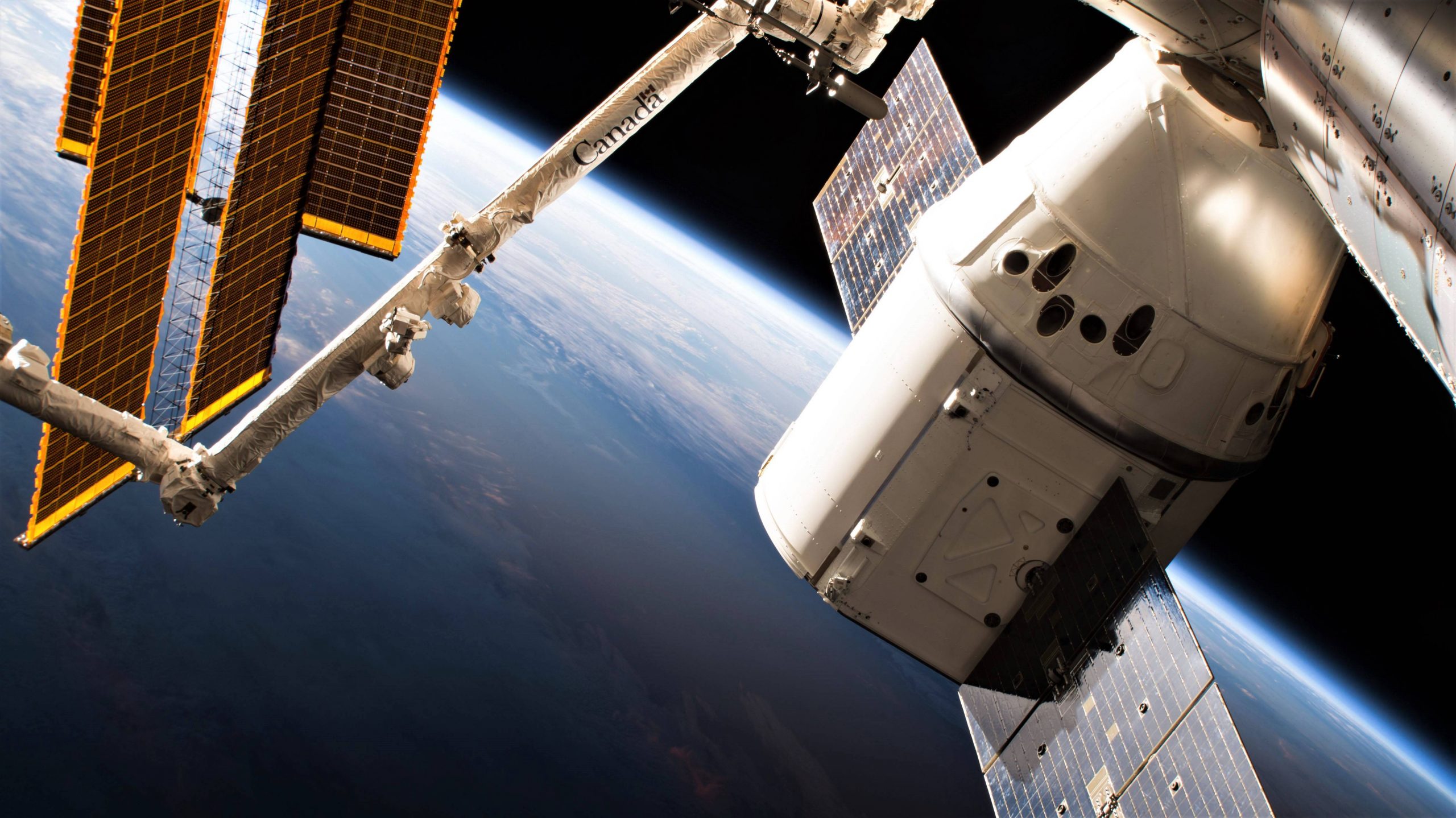 El Cargo Dragon de SpaceX está de vuelta en la Tierra