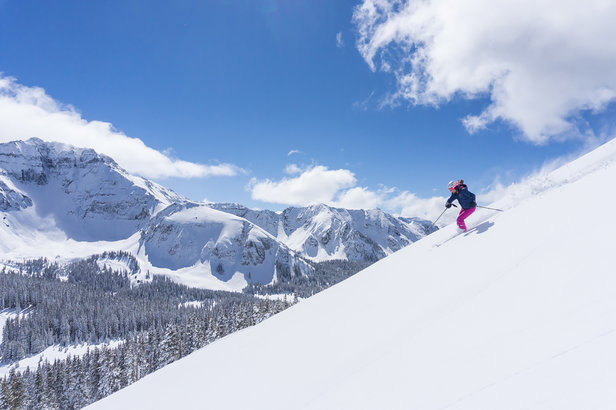 Joven australiano muerto en avalancha mientras esquiaba en Austria