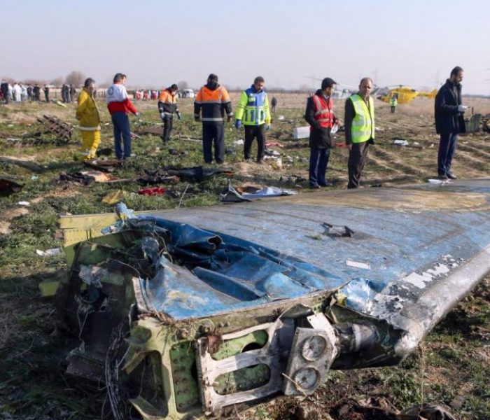 Irán se compromete a ";castigar" a los responsables de derribar un avión ucraniano mientras se realizan arrestos